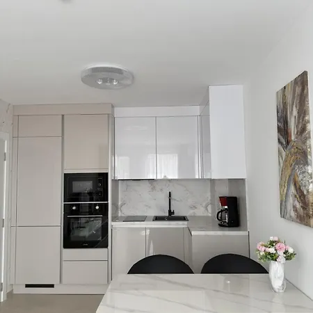 Premium Polarstar Luxury 150 M Zum Pool 1 Balkon Meeresblick Google Tv Bis Zu 4 Personen Свети-Влас