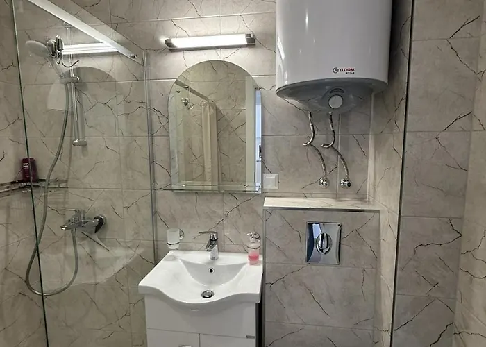 Premium Polarstar Luxury 150 M Zum Pool 1 Balkon Meeresblick Google Tv Bis Zu 4 Personen * سفيتي فلاس